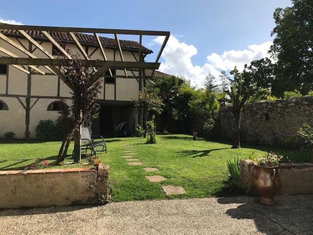 Le Cazalet Bed and Breakfast Saint-Sever  Buitenkant foto